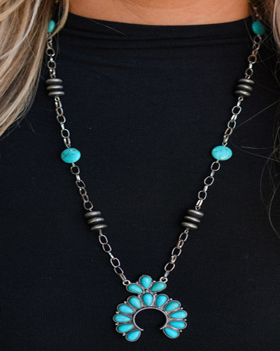 Chain Link Turquoise Pendant
